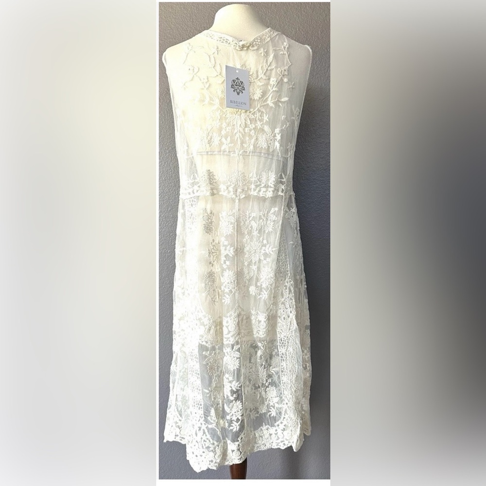 Rebellion Women's Lace Floral Kimono Robe Festival Boho Western Cardigan, NWT - Picture 2 of 9